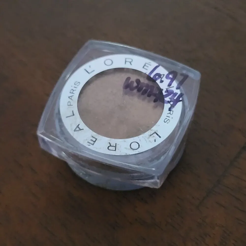 L'Oréal Paris Infallible 24HR Eye Shadow 890 BRONZED TAUPE 0.12 oz✨️NEW✨️